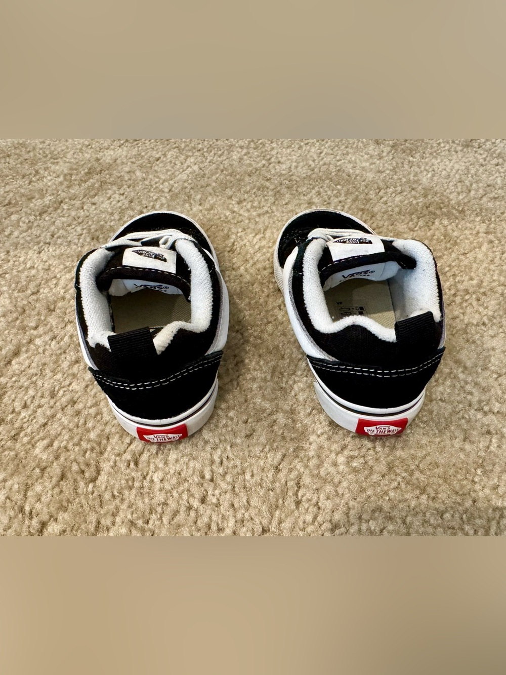Vans Toddler Tennis Shoes - Picture 2 of 5